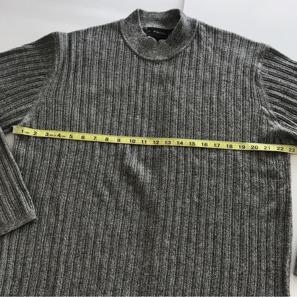 J.Ferrar size L 100% merino wool Men’s sweater classy heather grey color - Picture 2 of 4